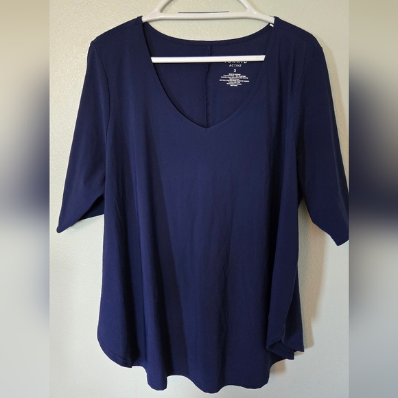 Torrid Active | Navy Short Sleeve Tee Size 3 - Picture 2 of 7